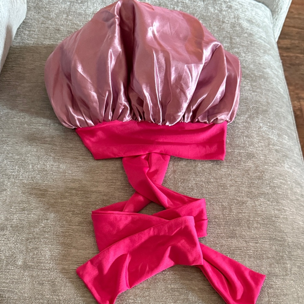 Reversible satin hair wrap with tie - barely used. Ties snugly and stays on!